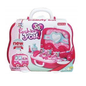 BEAUTY SET IN CASE