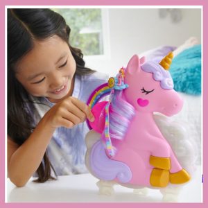 POLLY POCKET RAINBOW UNICORN SALON HYD97