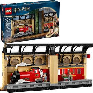 OFFER LEGO HARRY POTTER BOOK NOOK: HOGWARTS™ EXPRESS